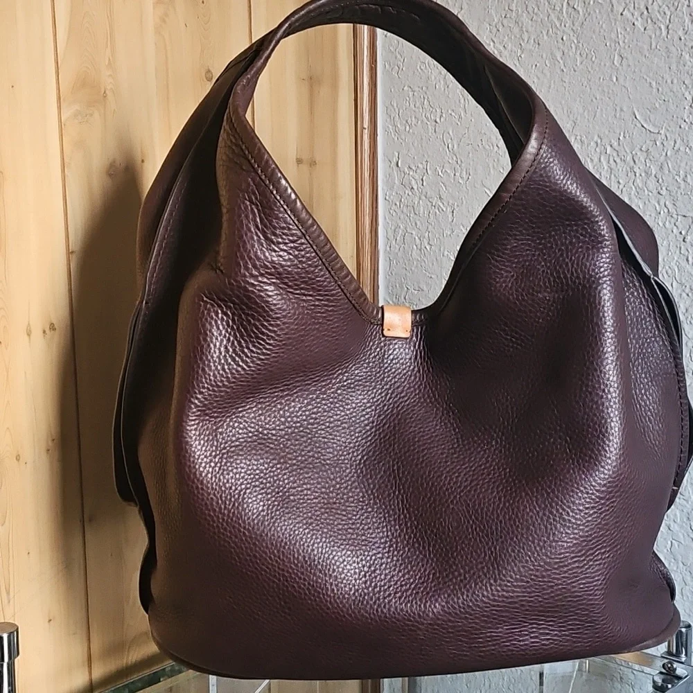 UGG Brown Leather Hobo Bag. - Picture 4 of 6